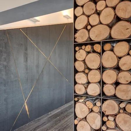 Apartment Alpine Luxury Penthouse - Private Gym & Alps View *