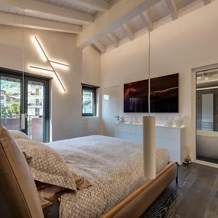Apartment Alpine Luxury Penthouse - Private Gym & Alps View