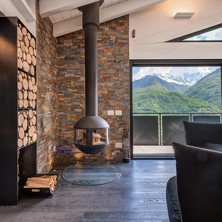 Alpine Luxury Penthouse - Private Gym & Alps View